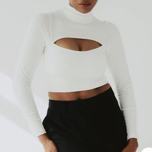 Klassy Network Turtleneck Peek - A - Boo Long Sleeve Brami